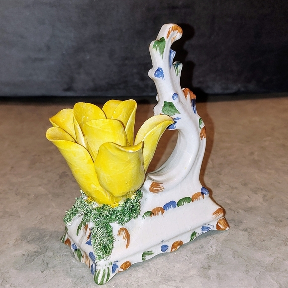 1950s BASSAŃO VICTORIAN PORCELAIN CANDLE HOLDER HAND-PAINTED MADE IN ITALY - Picture 2 of 9